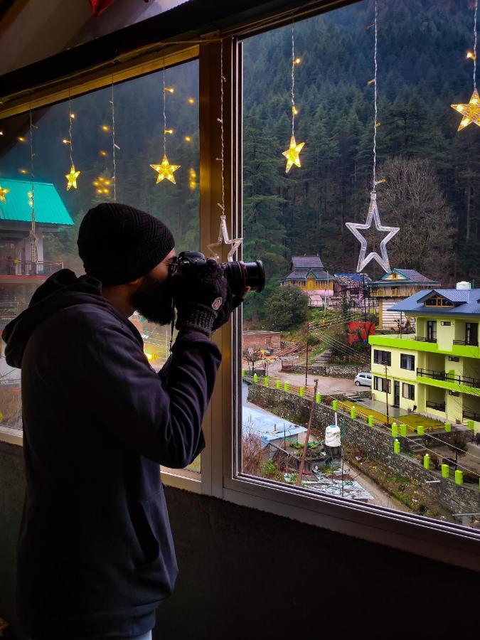 I Love Kasol Hostel & Rooftop Cafe Exterior foto